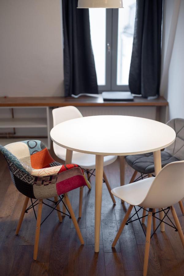 Nowy Swiat Extraordinary Apartment 바르샤바 외부 사진